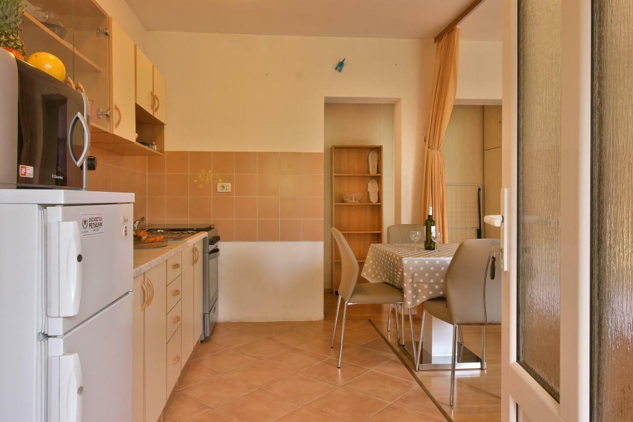Apartment Borik Pola Esterno foto